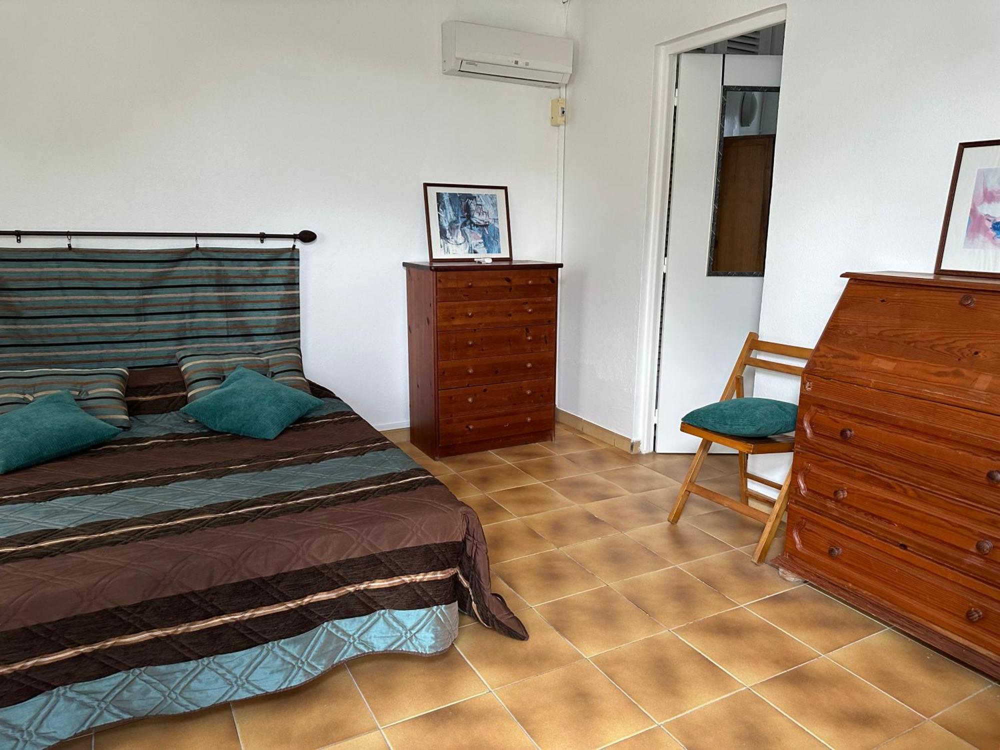 Guest house Morne Bunel En Guadeloupe - Zone Prisee Abymes - Gosier - Pointe-a-pitre Avec Piscine, Jardin, Arbres Fruitiers Les Abymes